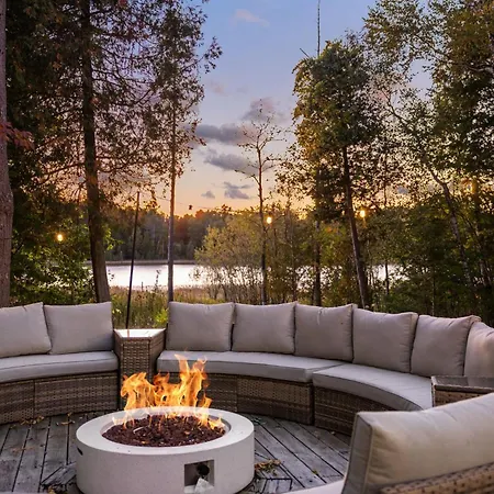 The Pineapple Lake House